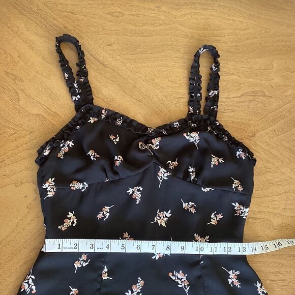 Urban Outfitters Black Floral Mini Summer Dress Size 6 - Picture 9 of 13